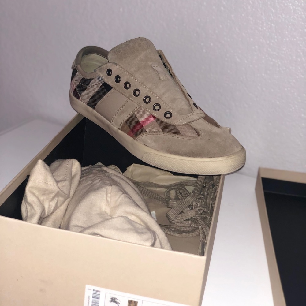 Burberry sneakers